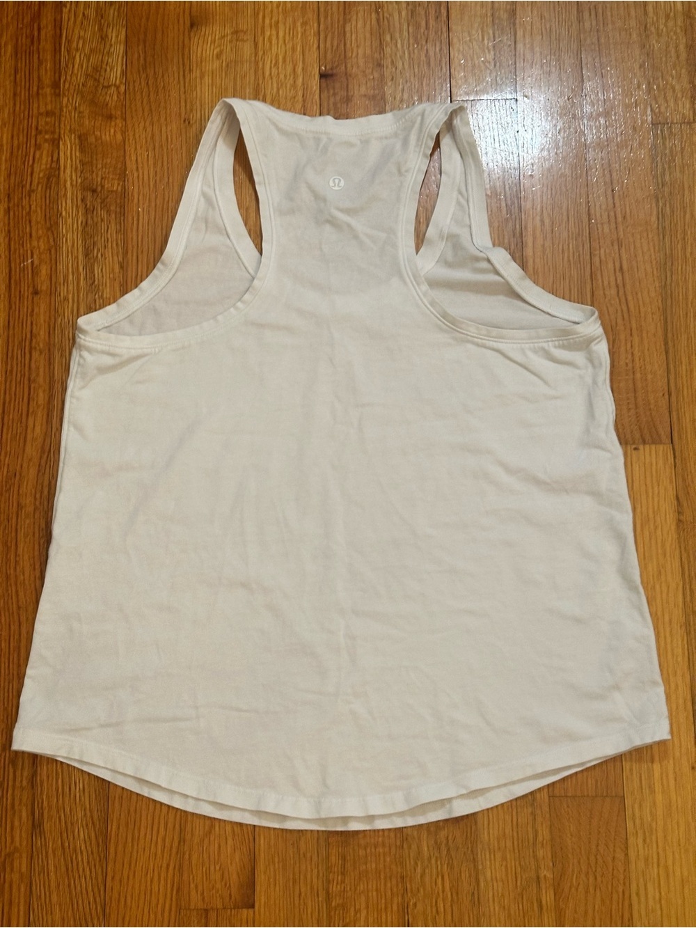 Lululemon Women's Scoop Neck Athletic Racerback Tank Top White size 8 (a2)
